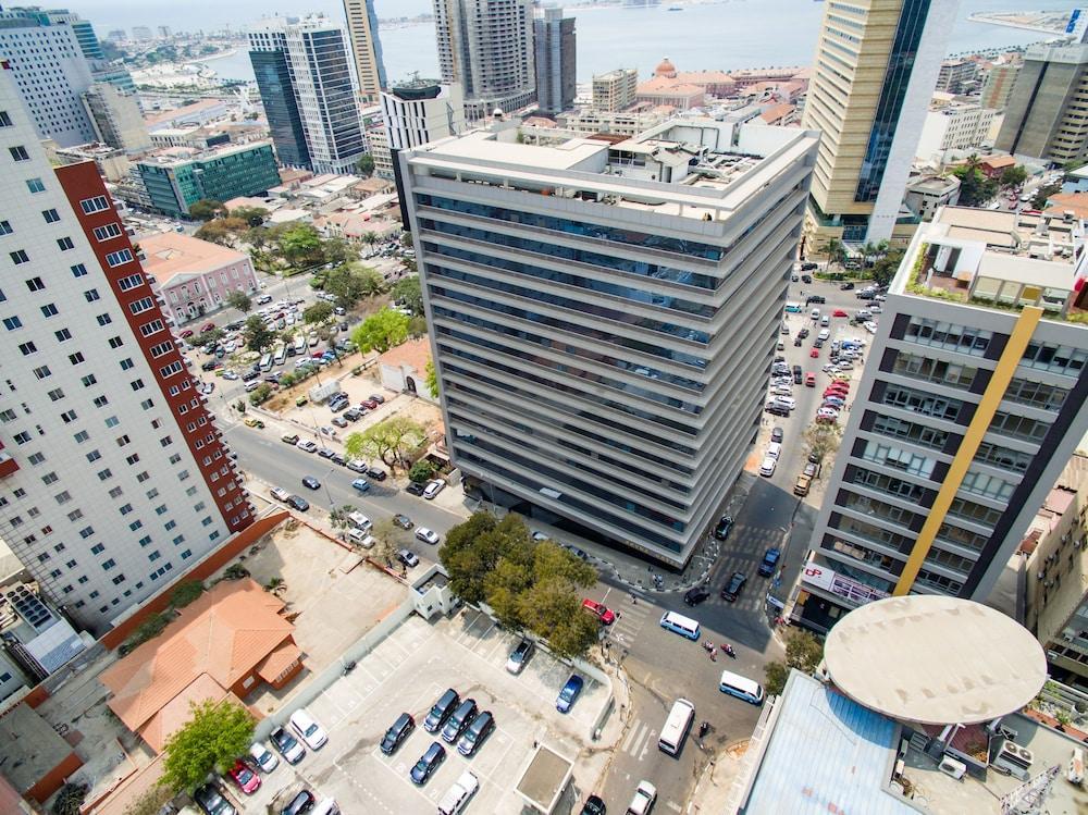 Skyna Hotel Luanda Buitenkant foto