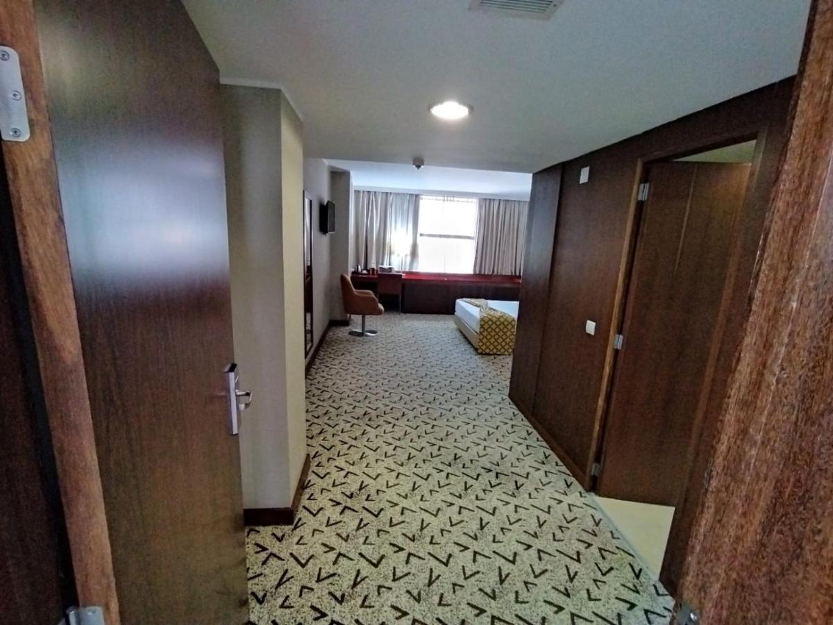 Skyna Hotel Luanda Buitenkant foto