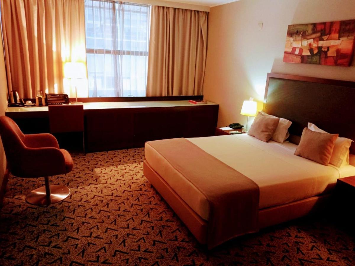 Skyna Hotel Luanda Buitenkant foto