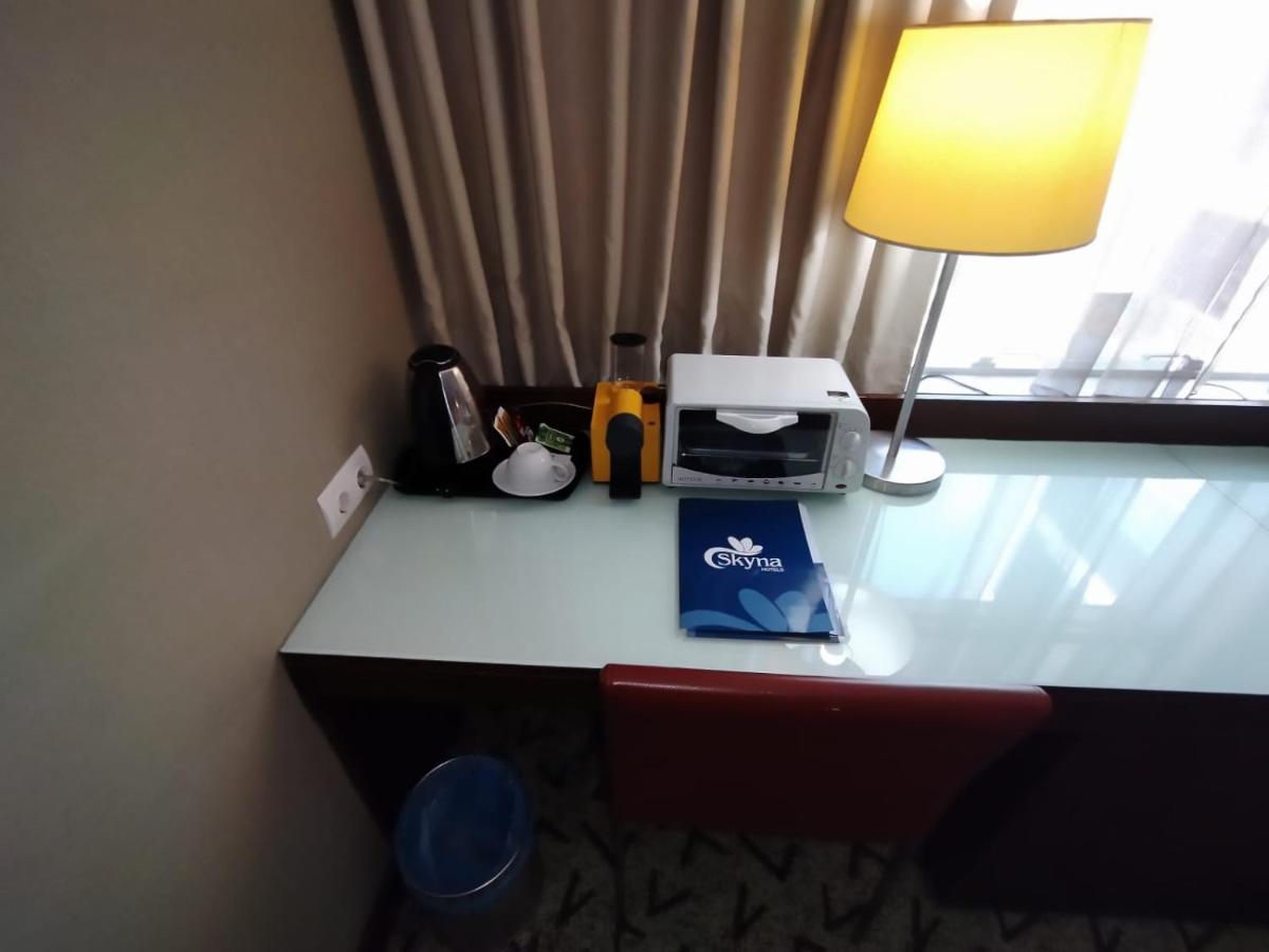 Skyna Hotel Luanda Buitenkant foto
