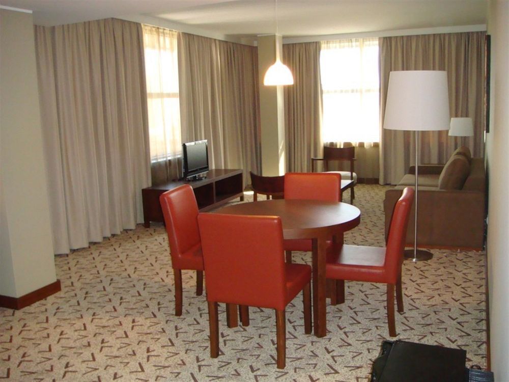 Skyna Hotel Luanda Buitenkant foto